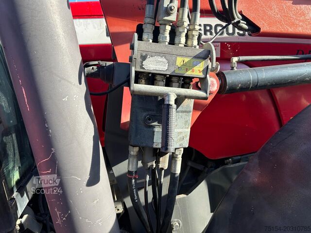 Traktors Massey Ferguson 6480