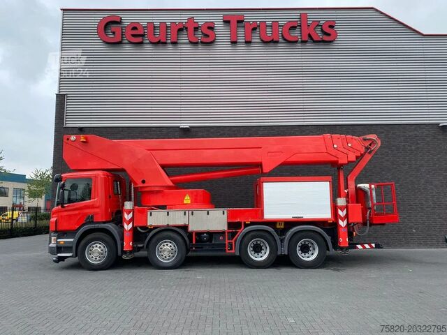 Plate-forme de levage Scania P420 8X4 + BISON PALFINGER TKA 57 KS HOOGWERKER...
