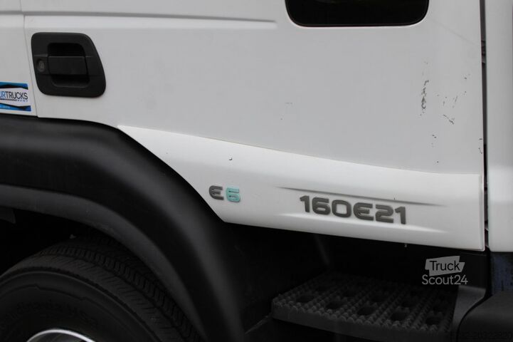 Kuorma-auto umpikorilla Iveco Eurocargo  160E210 E6 Koffer 6,9m Seiten Tür  LBW
