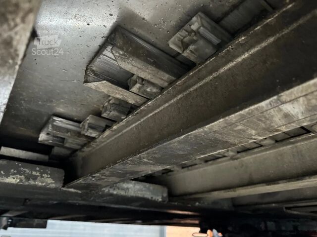 Vloer verplaatsen Knapen Trailers K100 92m3 Cargo Floor 10MM Liftas Schijfremmen