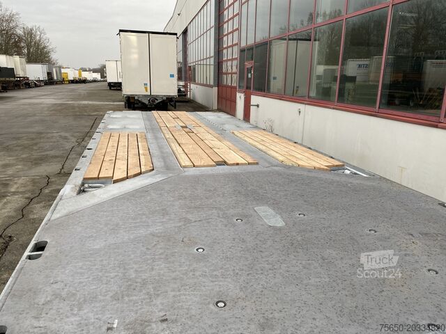 Zema kravnes piekabe Möslein T 3-P9,2 OR  3 Achs Tieflader gerader Ladefläche 9 m, Neufahrzeug
