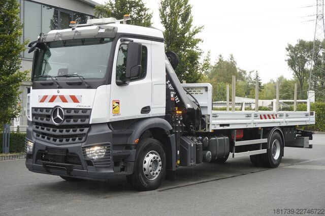 Платформа с краном Mercedes-Benz Arocs 1833 4x2 / 50 tho. km! / HIAB