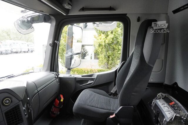 Платформа с краном Mercedes-Benz Arocs 1833 4x2 / 50 tho. km! / HIAB