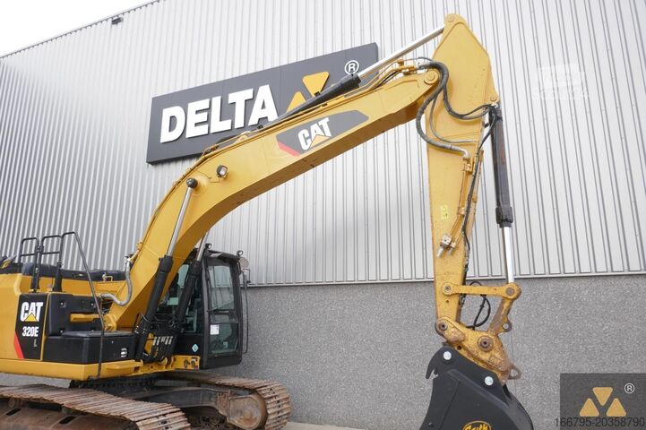 гусеничний екскаватор Caterpillar 320EL