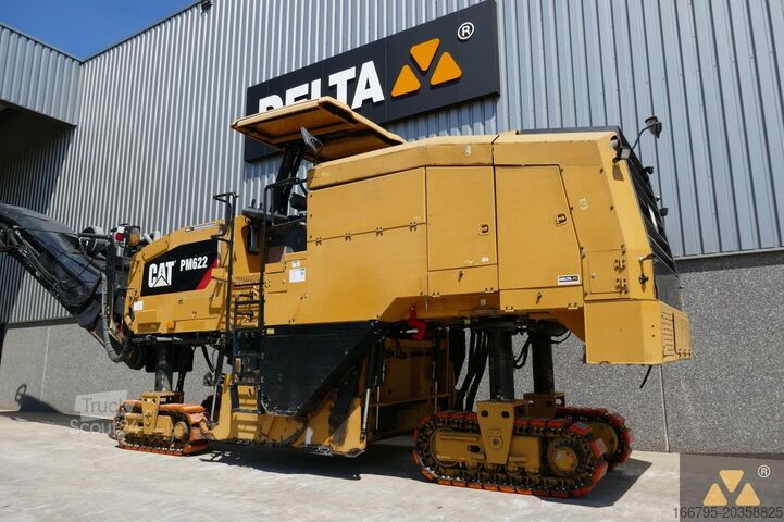 Асфальтобетонний завод Caterpillar PM622