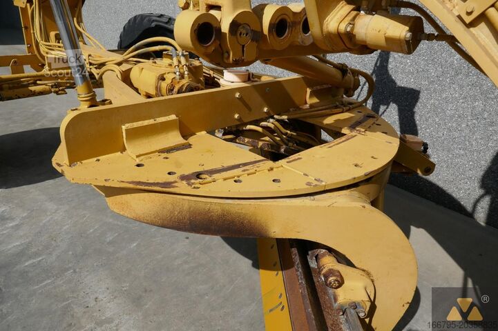 Grader Caterpillar 140H