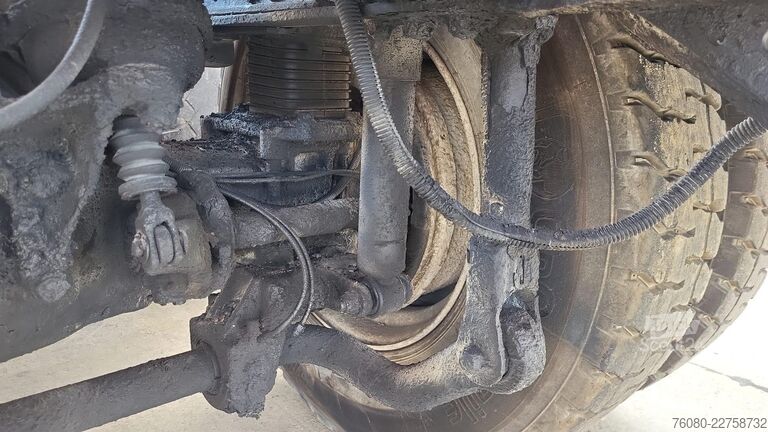 Teherautó MAN 32.372 (BIG AXLE / STEEL SUSPENSION / MANUAL PU...