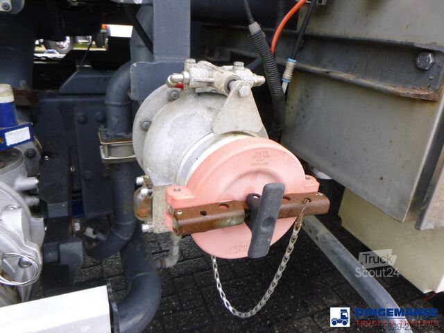 Tanker Volvo FE 260 4x2 fuel tank 13.4 m3 / 4 comp / ADR 19-...