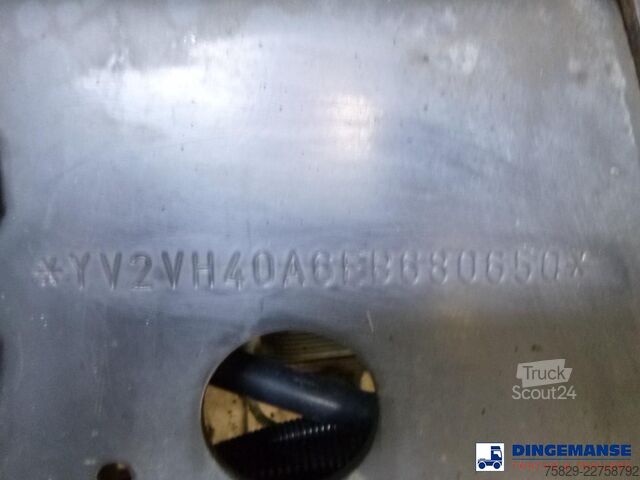 Tankwagen Volvo FE 260 4x2 fuel tank 13.4 m3 / 4 comp / ADR 19-...