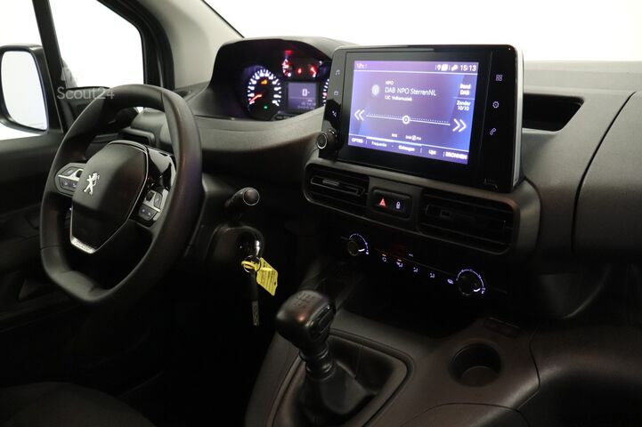 Aukšto stogo universalas Peugeot Partner 1.2 PureTech Benzine EURO 6 - Airco - N...