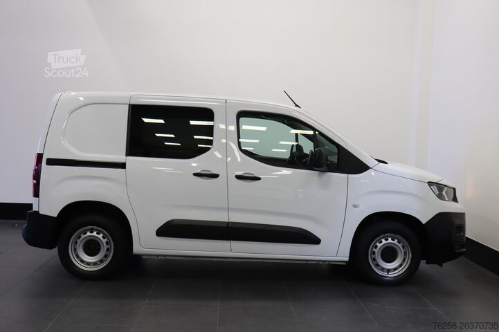 Aukšto stogo universalas Peugeot Partner 1.2 PureTech Benzine EURO 6 - Airco - N...