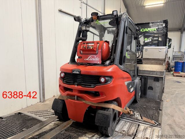 Voorlader vorkheftruck Linde H 35 T 01