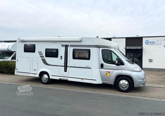 Polointegrovaný karavan HOBBY Siesta T 70 HGE - Hub/Einzelbetten -