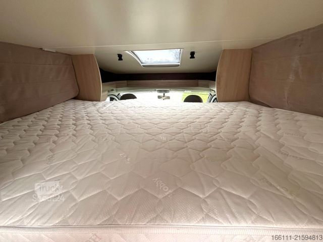 Polointegrovaný karavan HOBBY Siesta T 70 HGE - Hub/Einzelbetten -