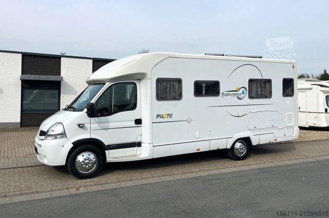 Polointegrovaný karavan PILOTE Exploratuer 715 XFJ - Einzelbetten - Heckbad -