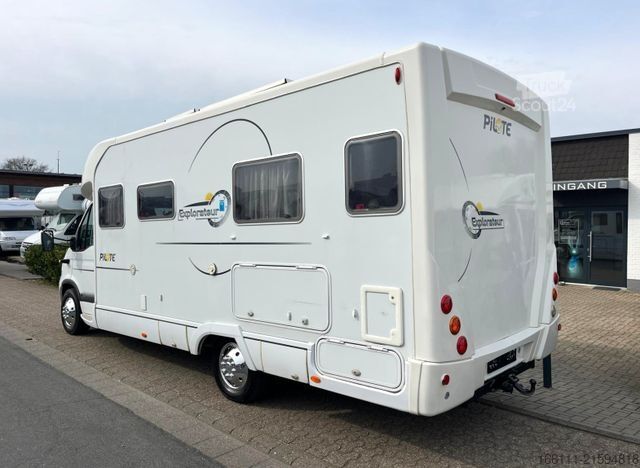 Polointegrovaný karavan PILOTE Exploratuer 715 XFJ - Einzelbetten - Heckbad -