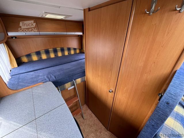 Polointegrovaný karavan DETHLEFFS GlobeBus 1 - Festbett - Klima - Solar -