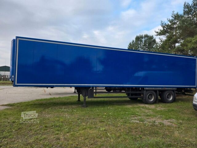 Ψυκτικός ημιρυμουλκούμενος SCHMITZ CARGOBULL Tiefkühler City mit Rolltor, Thermo King SLX 100