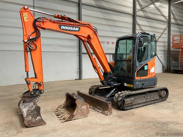 Miniexcavadora Doosan DX 62 R-3
