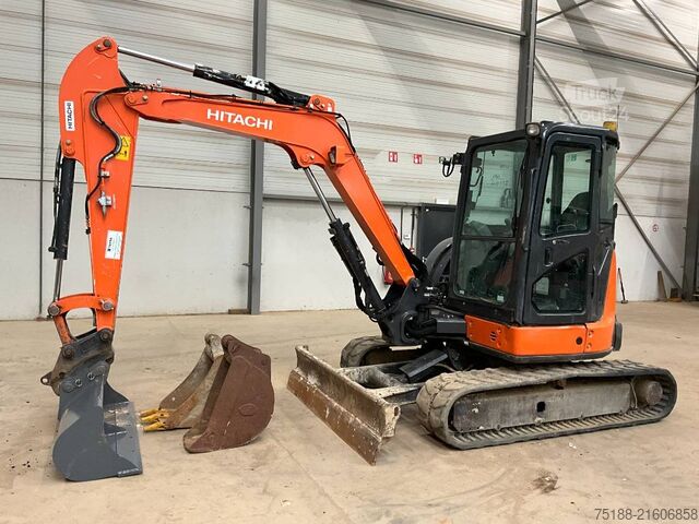 Miniexcavadora Hitachi ZX 48 U-5A CLR