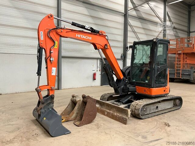 Miniexcavadora Hitachi ZX 48 U-5A CLR