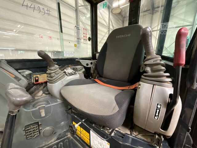 Miniexcavadora Hitachi ZX 48 U-5A CLR