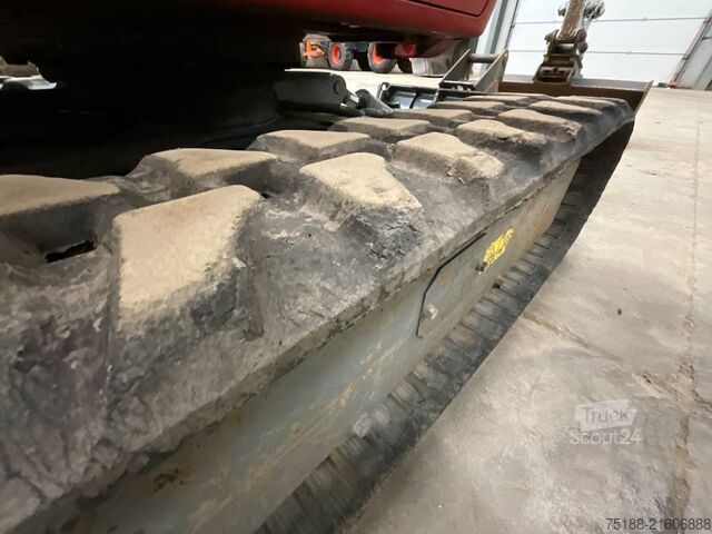 Miniexcavadora Takeuchi TB 216