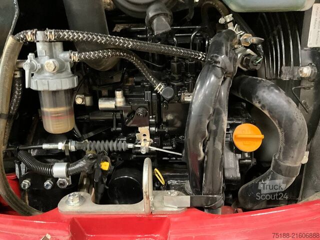 Miniexcavadora Takeuchi TB 216