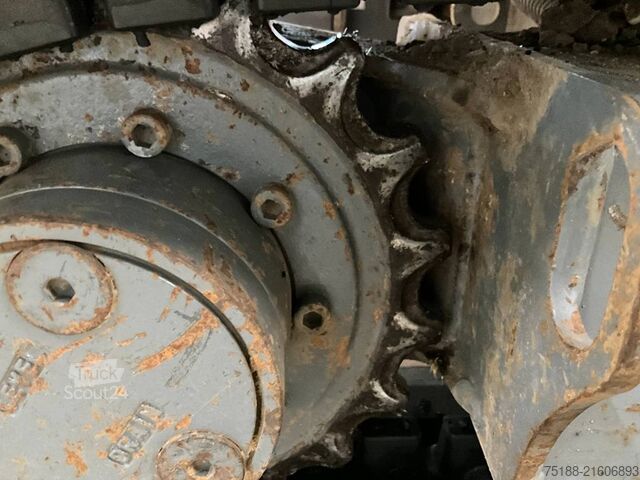 Miniexcavadora Takeuchi TB 216