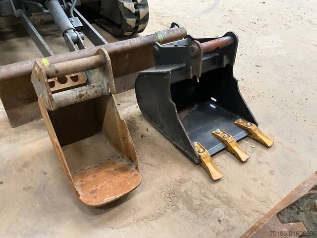 Miniexcavadora Takeuchi TB 216