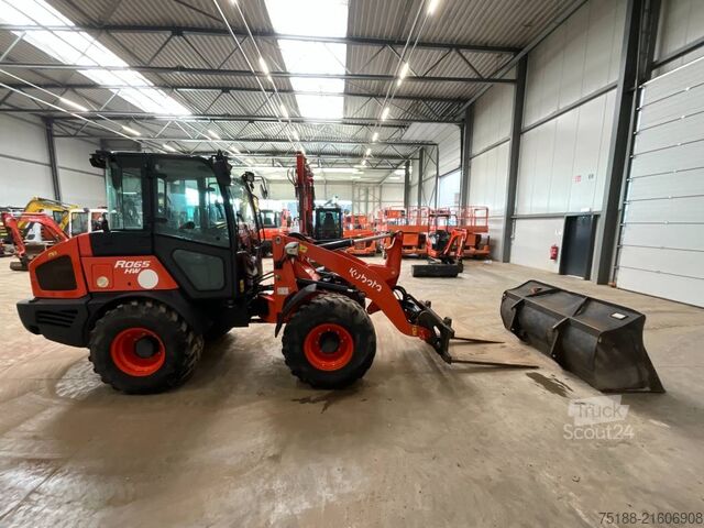 încărcător Kubota R 065
