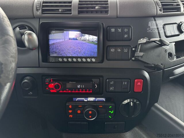 Resväska DAF CF 300 SC / Euro 6D / Tail Lift / Belgium Truck