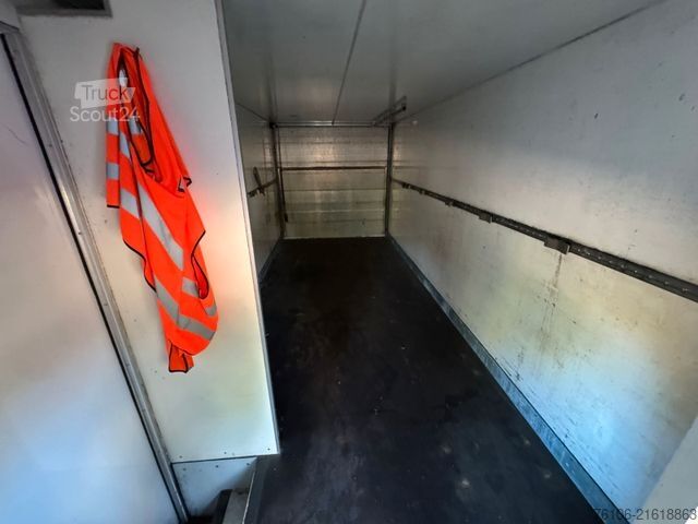 شاحنة صندوقية IVECO Daily 70C17 Koffer mit Ladebordwand*4 STÜCK*