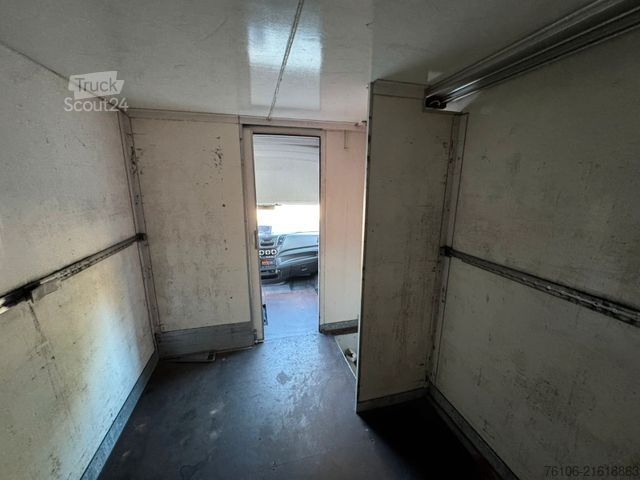 شاحنة صندوقية IVECO Daily 70C17 Koffer mit Ladebordwand*4 STÜCK*
