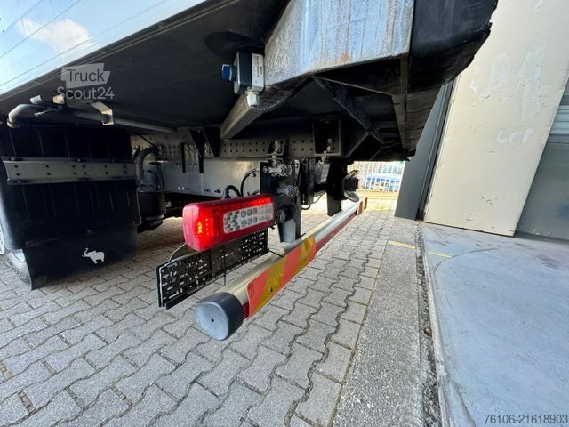 Chladírenský vůz VOLVO FH 460 Tiefkühlkoffer*2 Stück *