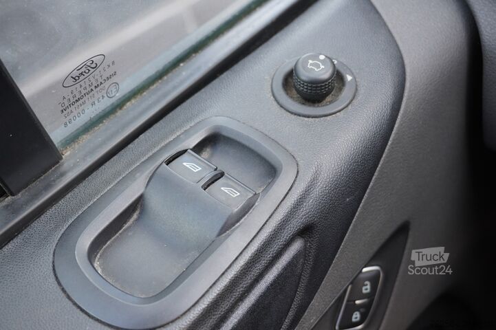 Bestelwagen Ford Transit Custom 2.0 TDCI EURO 6 - Airco - Cruise...