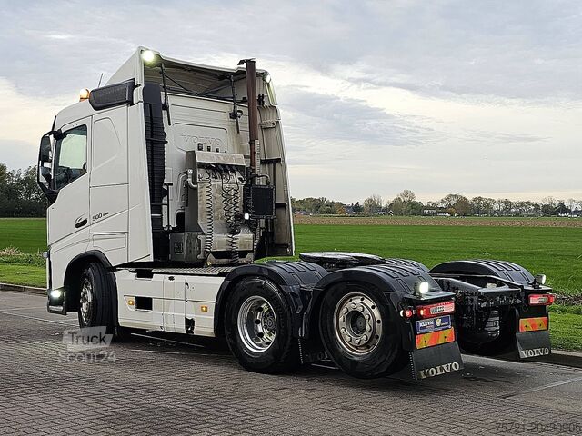 Standard-SZM VOLVO FH 500 6X2 STEERED PTO+HYDR