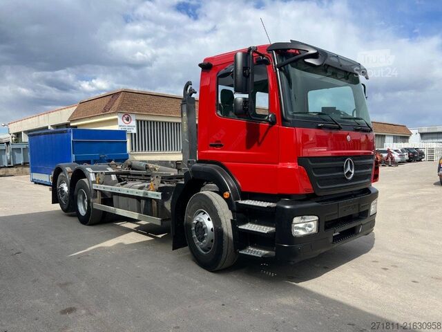 Roll-off tipper truck MERCEDES-BENZ MERCEDES 2533 SCARRABILE PNEUMATICO POSTERIORE