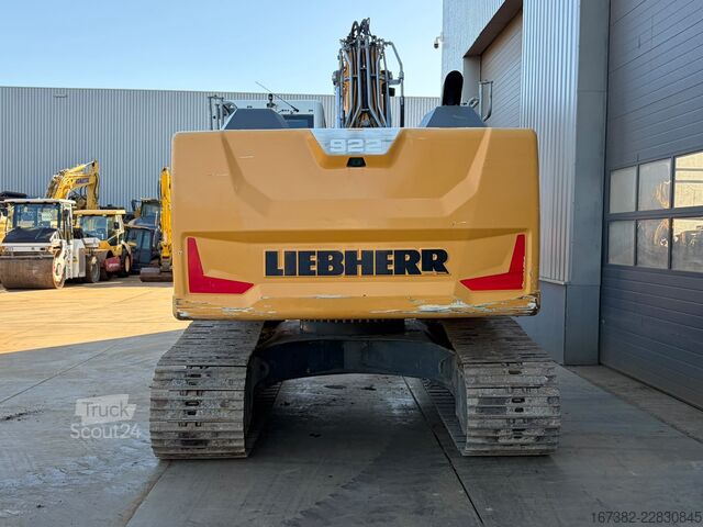 Vikšrinis ekskavatorius Liebherr R922LC