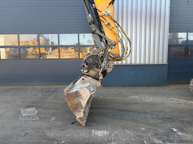 Vikšrinis ekskavatorius Liebherr R922LC