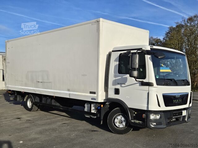 Nákladní automobil se skříňovou nástavbou MAN TGL 12.220 4x2