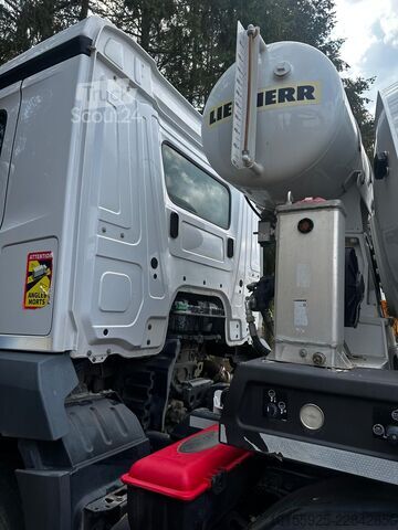 Savitvežis Mercedes-Benz Arocs 3240