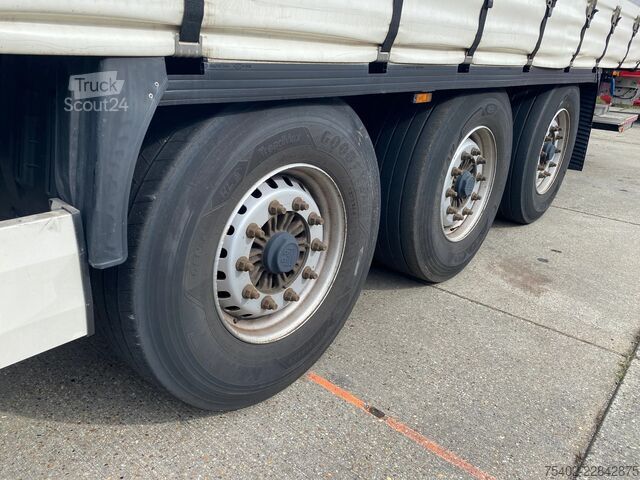Плъзгащи се брезенти Krone SD Tautliner / Boorden / Dhollandia Laadklep / ...