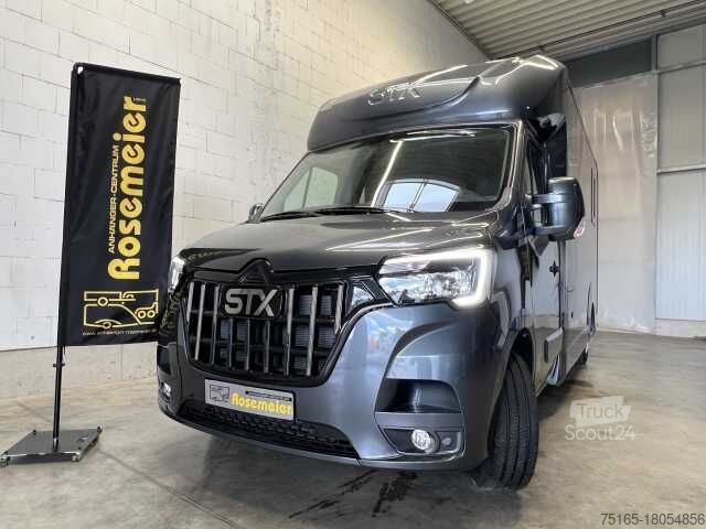 Viehtransporter Renault Master Haras STX 3-Sitzer LKW