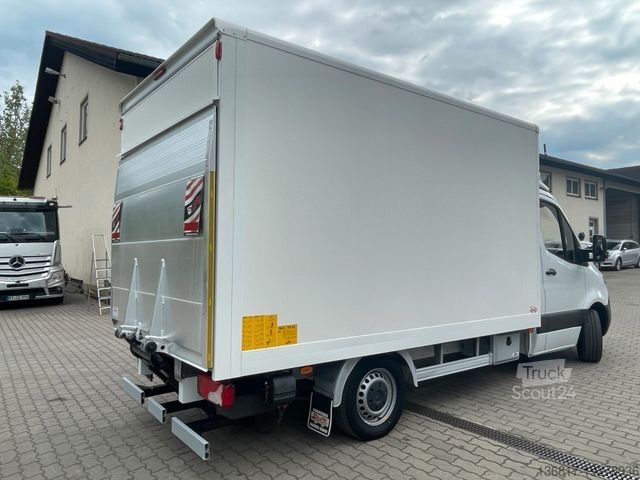 Skriňová dodávka MERCEDES-BENZ Sprinter 314 CDI 2,1 Ltr. Koffer LBW 3-Sitze