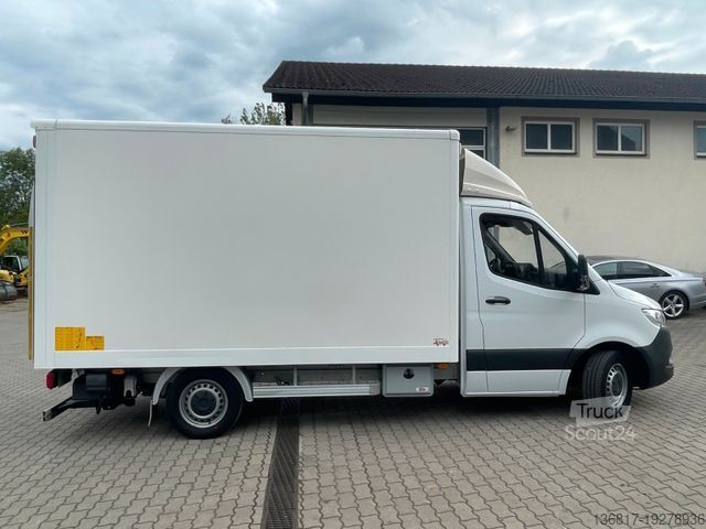 Skriňová dodávka MERCEDES-BENZ Sprinter 314 CDI 2,1 Ltr. Koffer LBW 3-Sitze