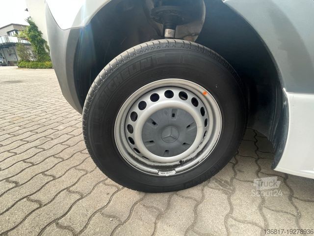 Skriňová dodávka MERCEDES-BENZ Sprinter 314 CDI 2,1 Ltr. Koffer LBW 3-Sitze