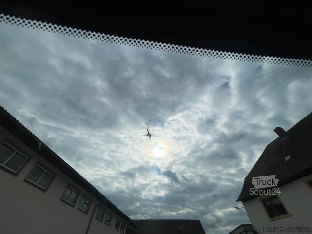 Skriňová dodávka MERCEDES-BENZ Sprinter 314 CDI 2,1 Ltr. Koffer LBW 3-Sitze