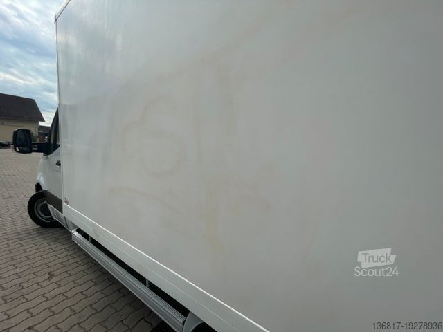 Skriňová dodávka MERCEDES-BENZ Sprinter 314 CDI 2,1 Ltr. Koffer LBW 3-Sitze