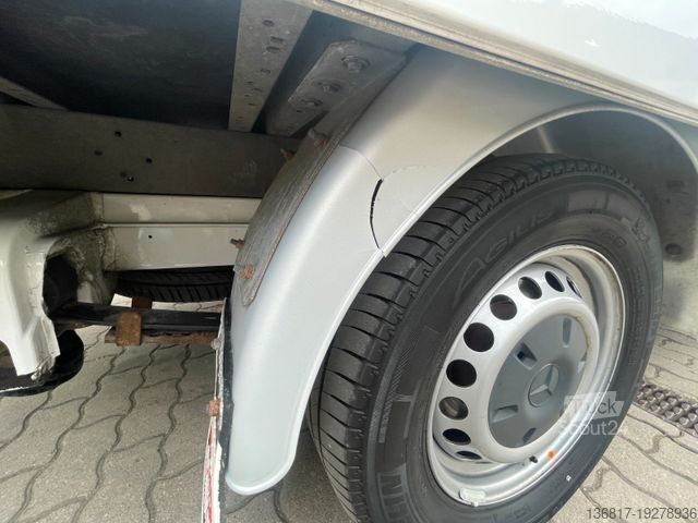 Skriňová dodávka MERCEDES-BENZ Sprinter 314 CDI 2,1 Ltr. Koffer LBW 3-Sitze